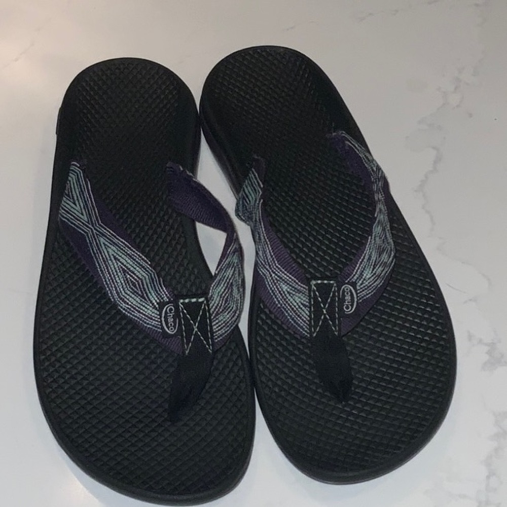 Chaco Women’s Flip Flops- Purple Web Straps- Size 9-10- Vibram Soles